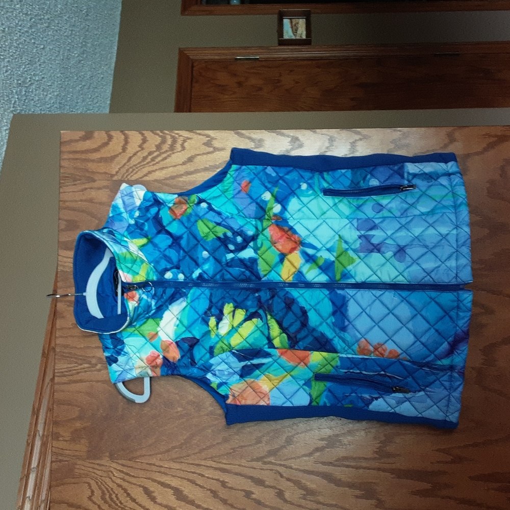 Claire Desjardins Vest